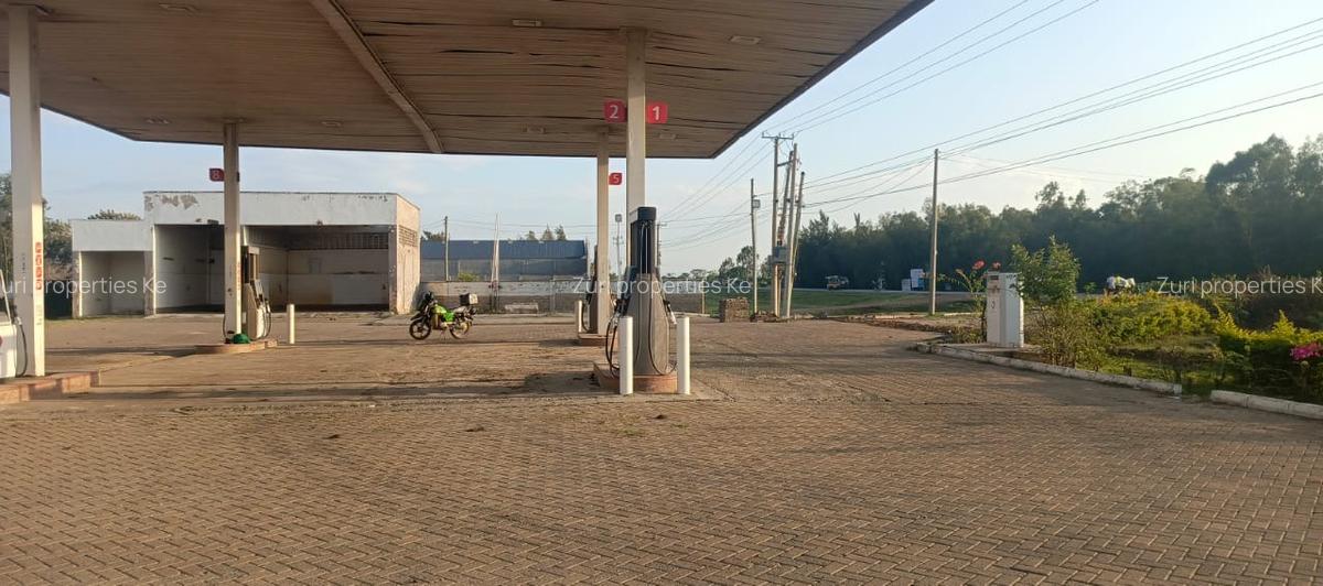 6 Bed House with Borehole at Nyamasaria Kisumu - 8