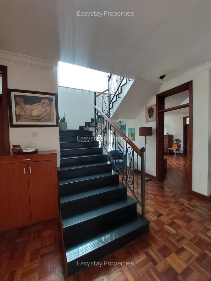 4 Bed Townhouse with En Suite in Lavington - 10