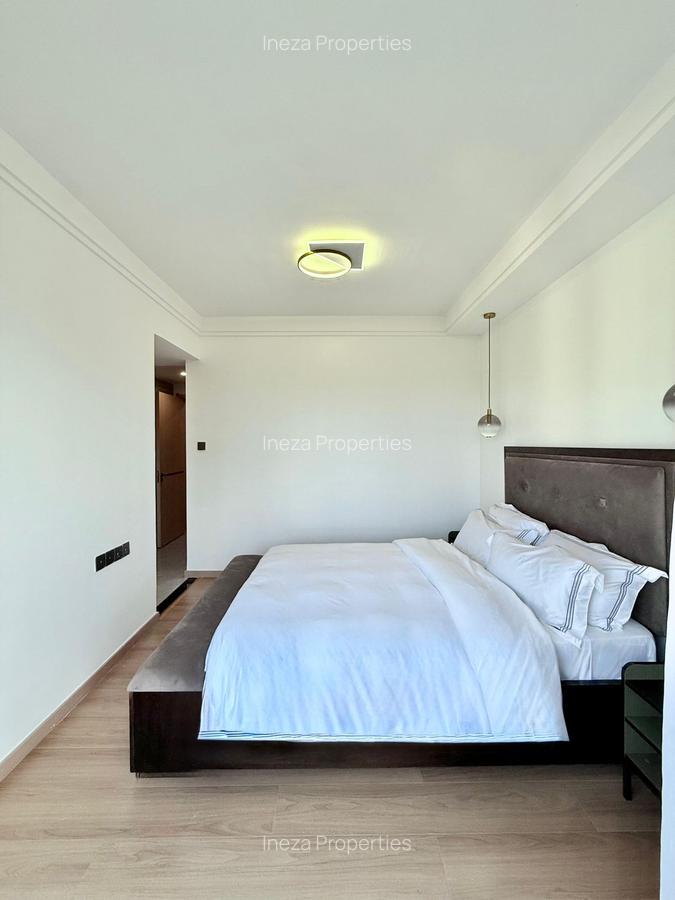 Furnished 3 Bed Apartment with En Suite in Riverside - 7