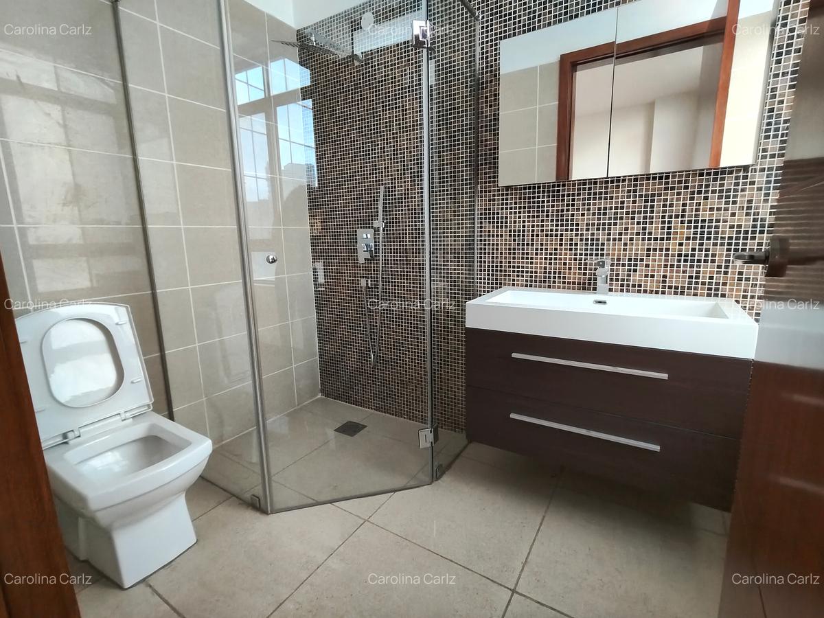 3 Bed Apartment with En Suite at 6Th Parklands Road - 5