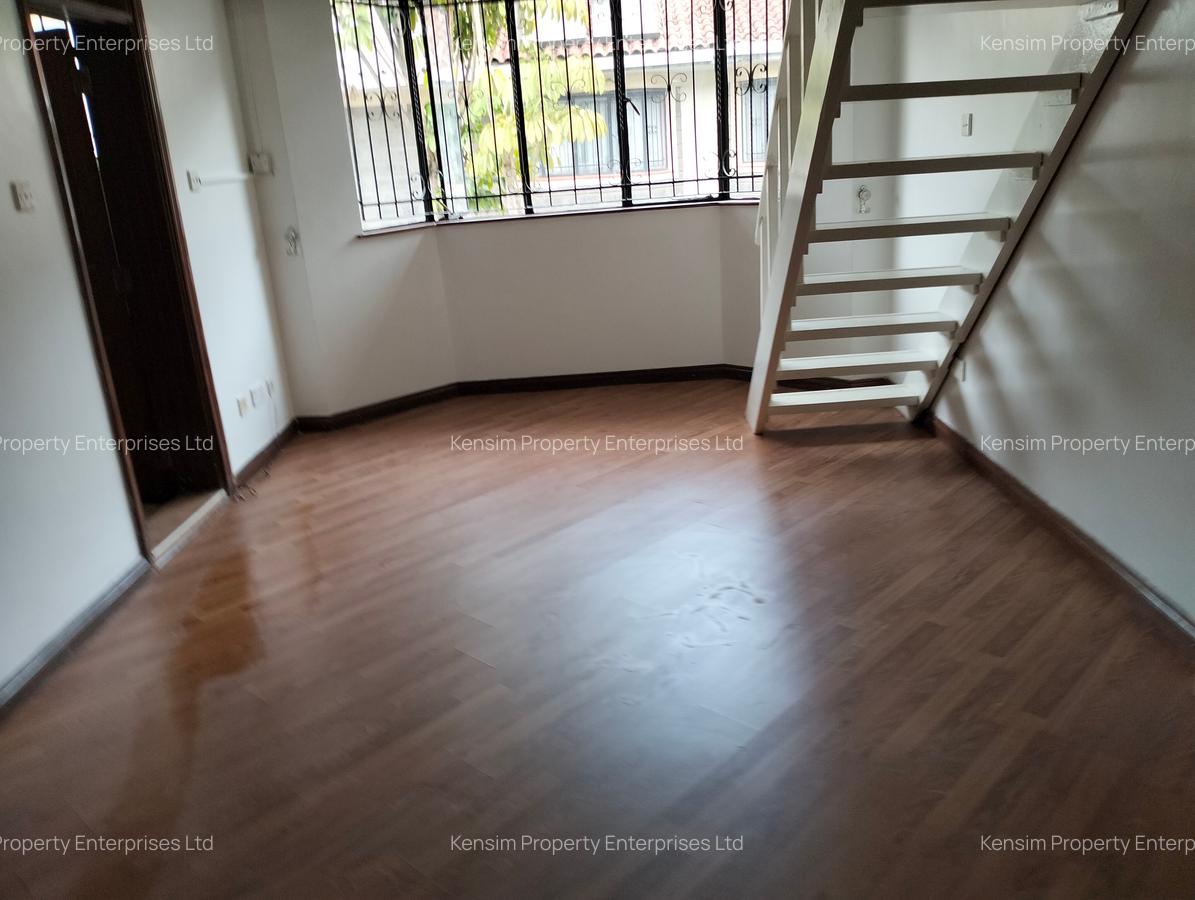 4 Bed Townhouse with En Suite in Westlands Area - 11