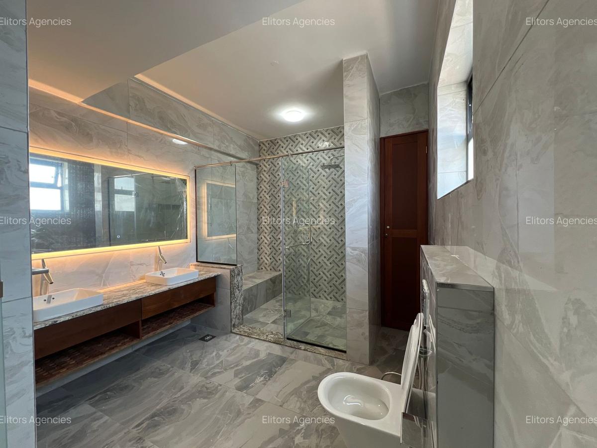 3 Bed Apartment with En Suite at Makueni Road - 15