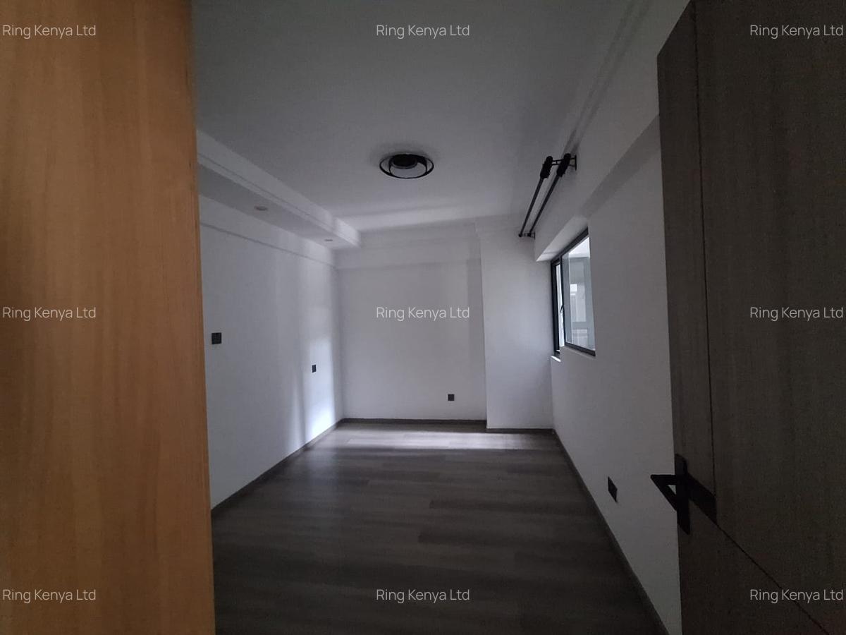 2 Bed Apartment with En Suite in Kilimani - 3