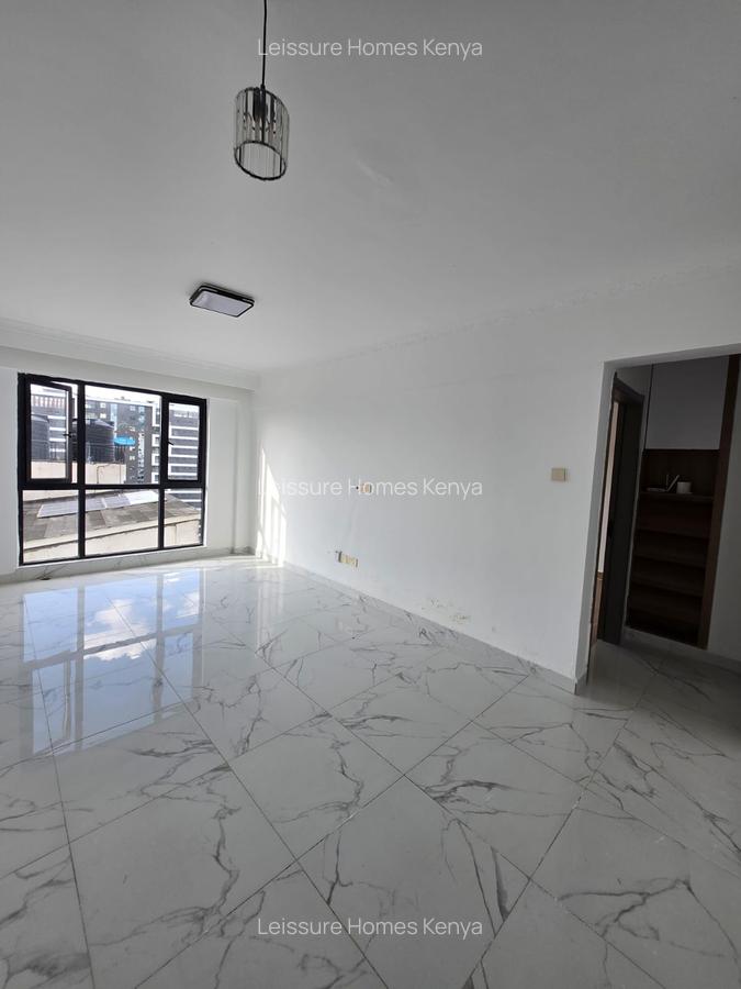 1 Bed Apartment with Gym at Wood Avenue - 20