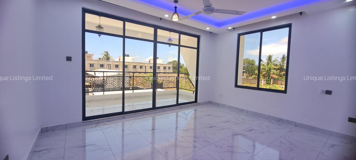 3 Bed House with En Suite in Mtwapa - 8