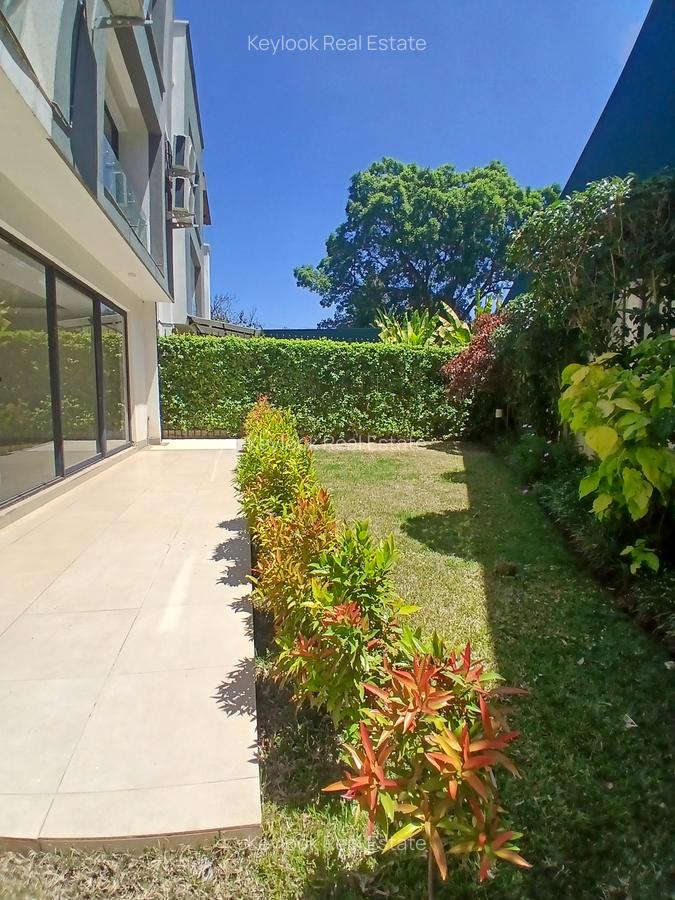 4 Bed Townhouse with En Suite at Lavington Green - 3