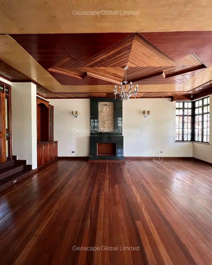 4 Bed House with En Suite in Karen - 2