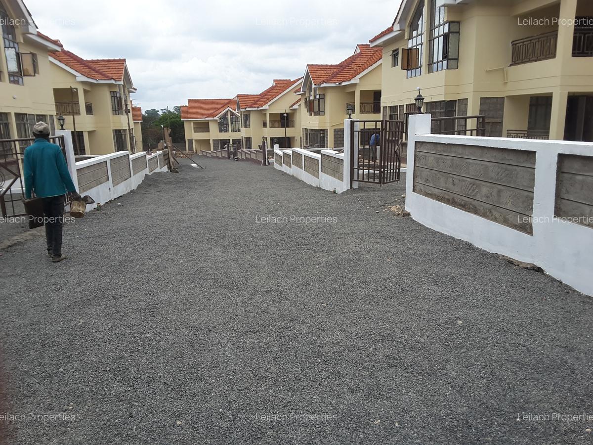 4 Bed House with En Suite in Ongata Rongai - 3