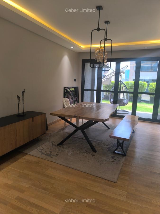 4 Bed Villa with En Suite in Lavington - 6