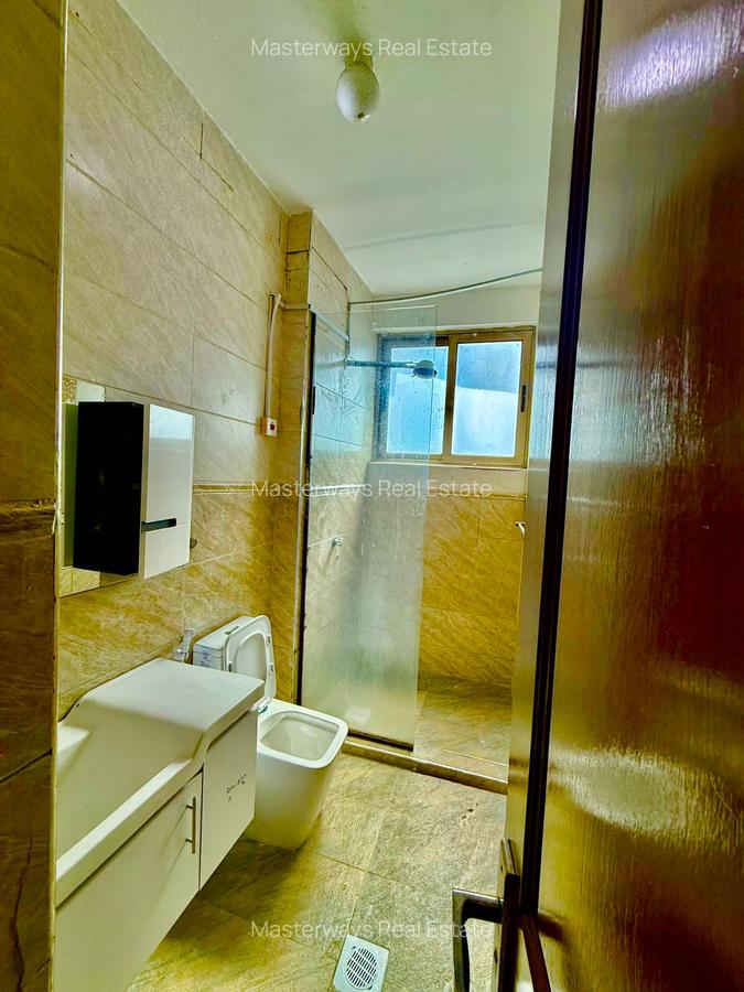 3 Bed Apartment with En Suite in Parklands - 6