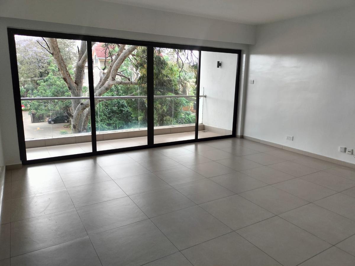 2 Bed Apartment with En Suite in Lavington - 2