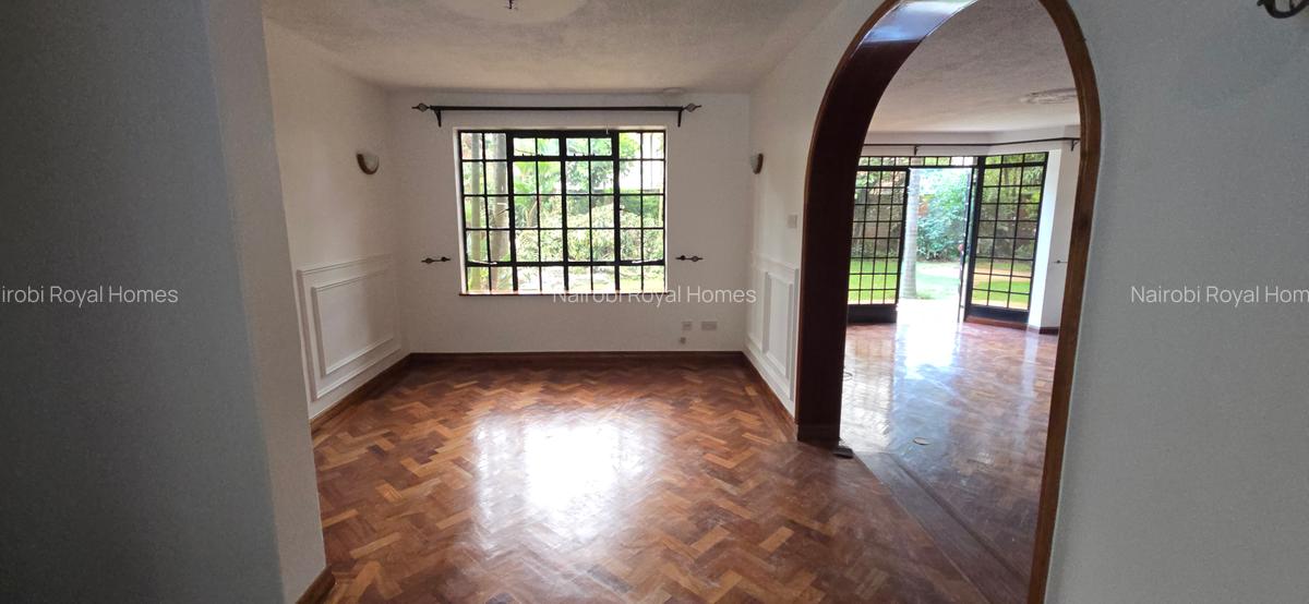 5 Bed Townhouse with En Suite at Lavington Green - 13