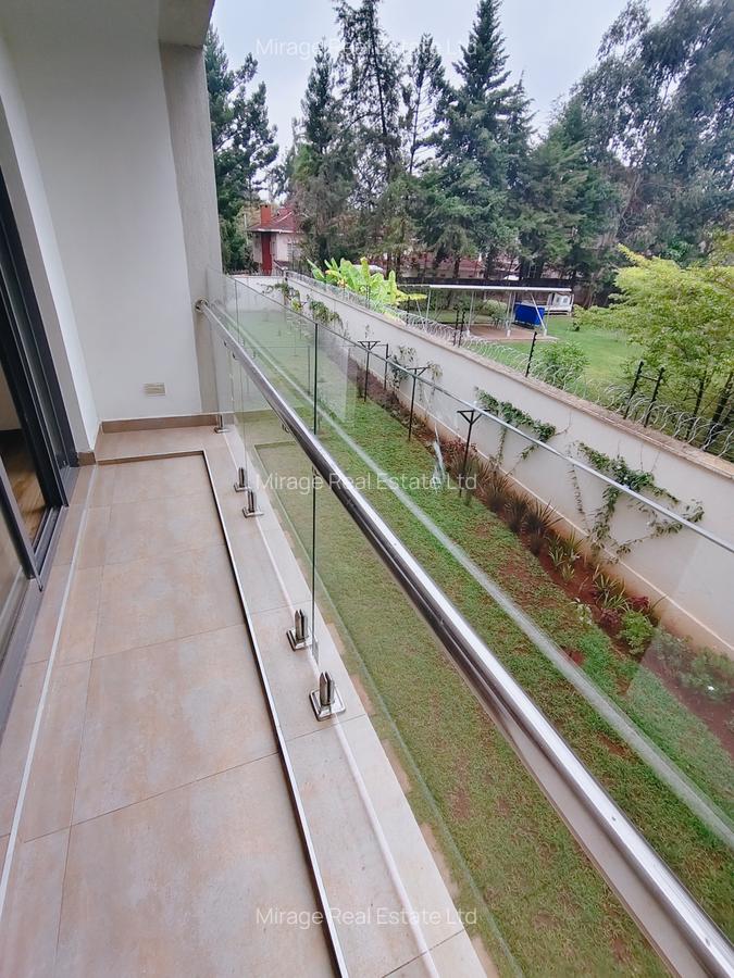 6 Bed Villa with En Suite in Lavington - 15