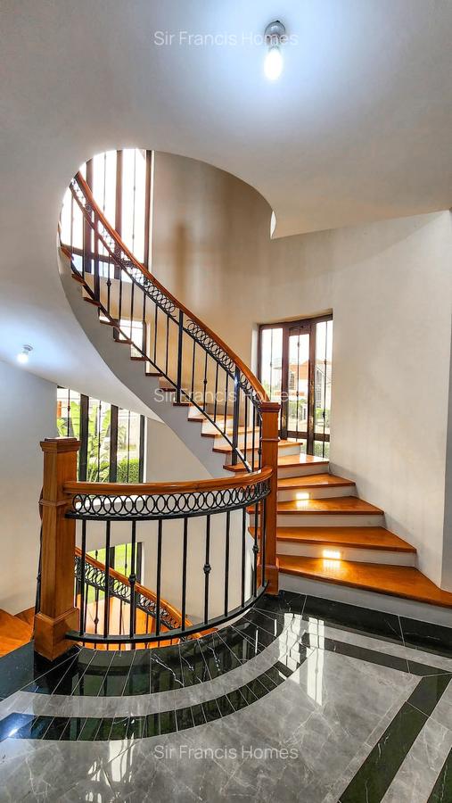 6 Bed House with En Suite at Runda Area - 4
