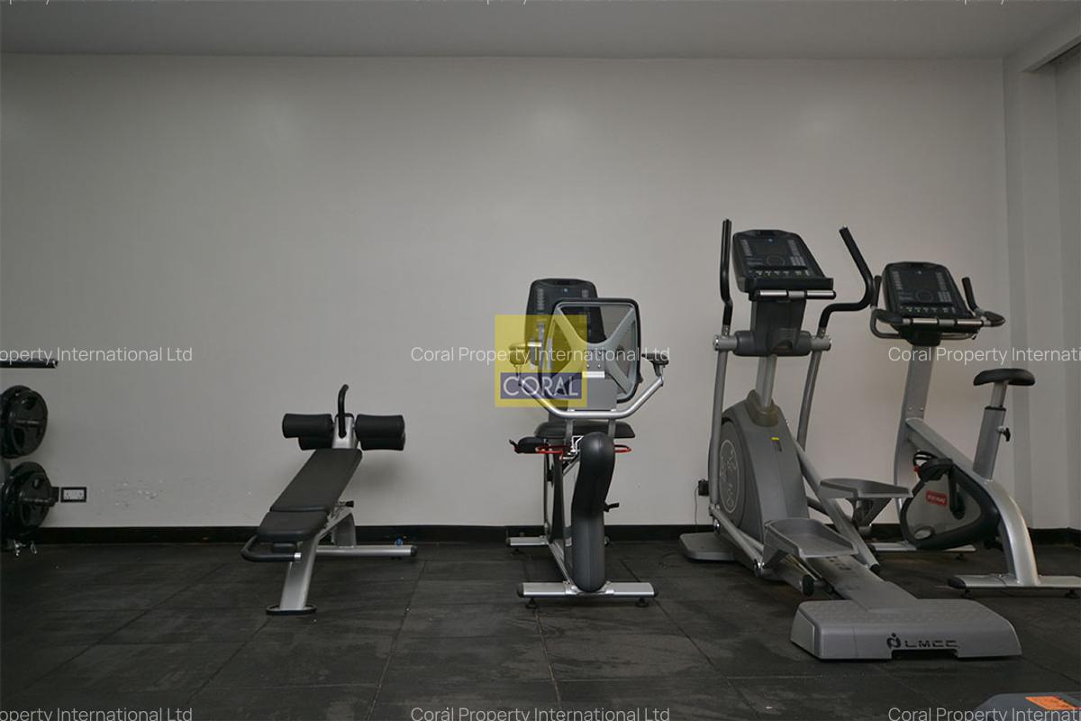 1 Bed Apartment with Swimming Pool in Riverside - 17