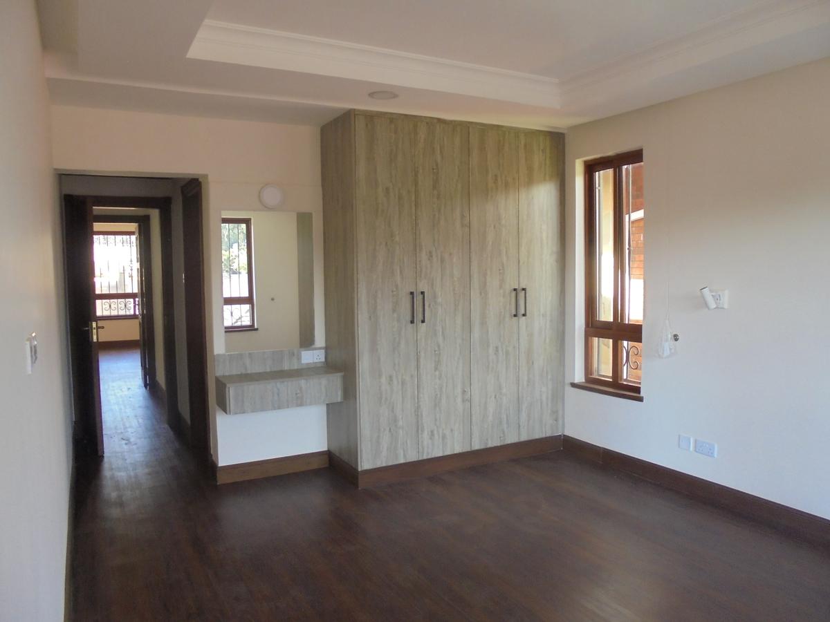 5 Bed Townhouse with En Suite at Shanzu Rd - 17