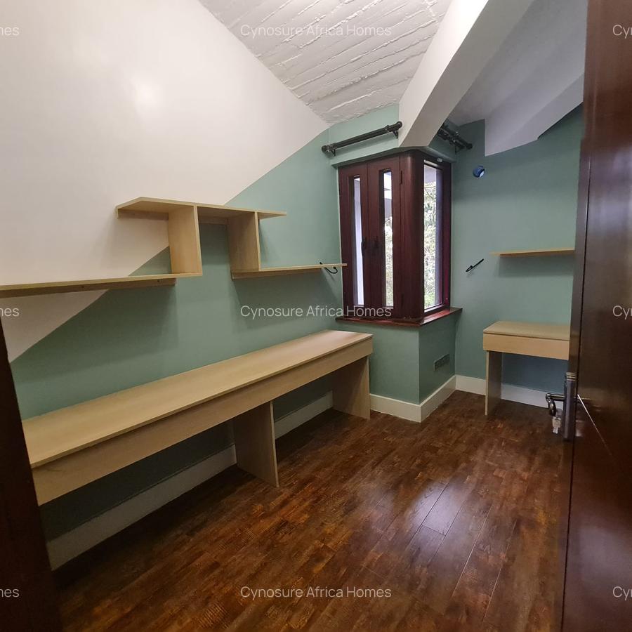 5 Bed Townhouse with En Suite at Karen - 9