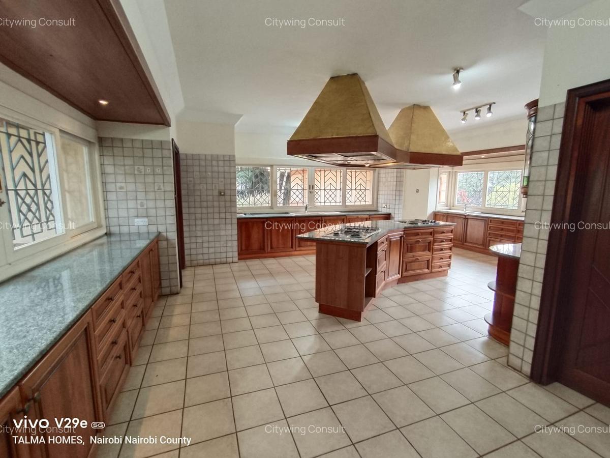 5 Bed House with En Suite at Muthaiga - 13