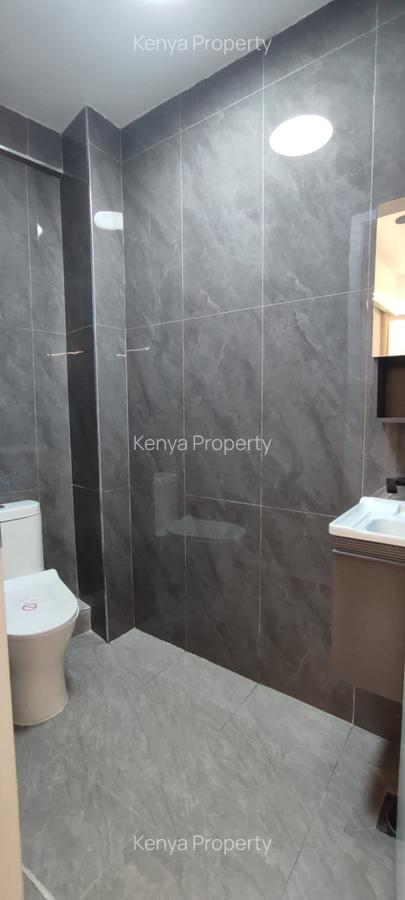 1 Bed Apartment with Swimming Pool at Wood Avenue - 17