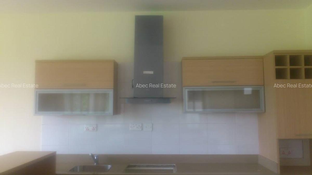 4 Bed House with En Suite at Ridgeways Lane - 10