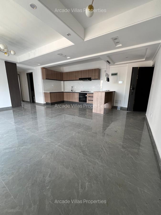 2 Bed Apartment with En Suite in Riverside - 4