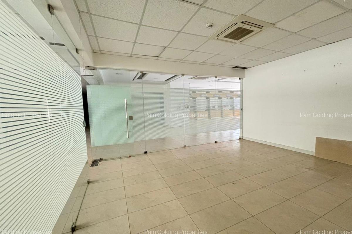 Office with Lift in Parklands - 4