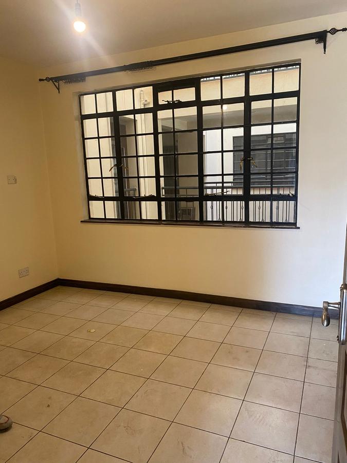 2 Bed Apartment with En Suite in Parklands - 6