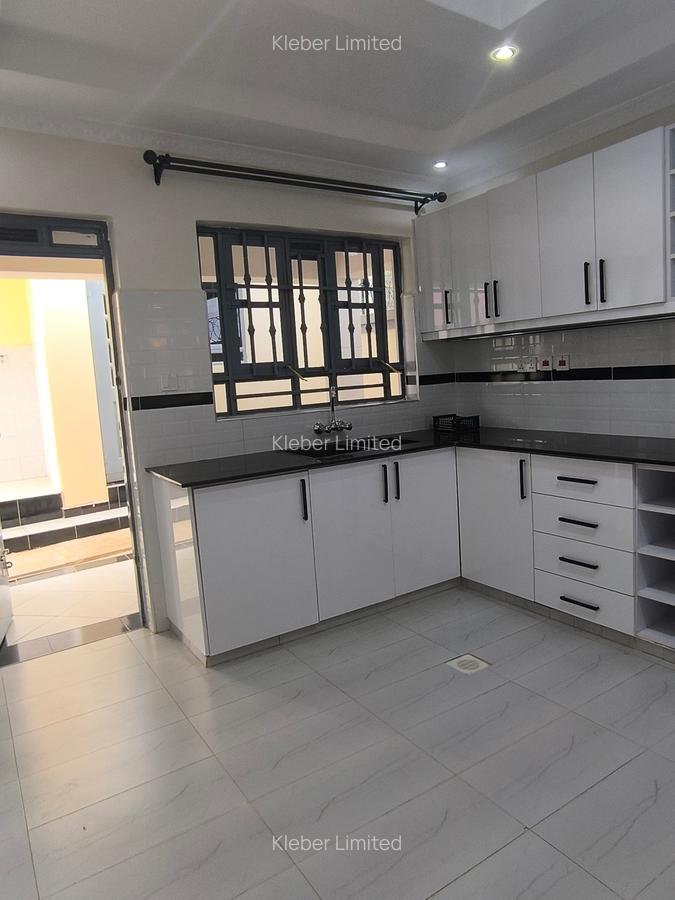 3 Bed House with En Suite in Ruiru - 5