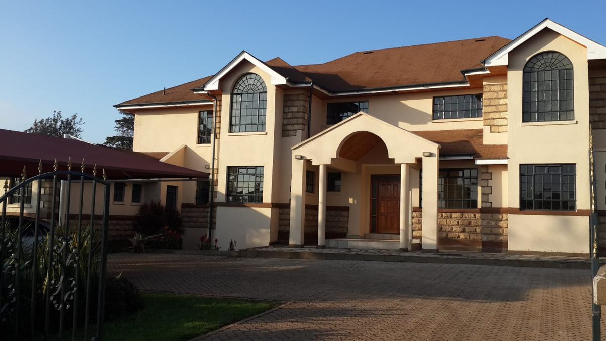 4 Bed Townhouse with En Suite at Runda - 1