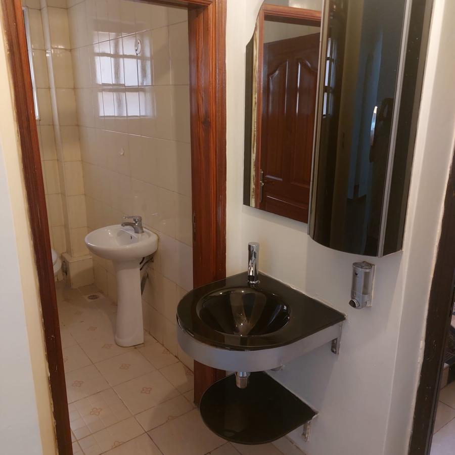 Serviced 3 Bed Apartment with En Suite in Kileleshwa - 14