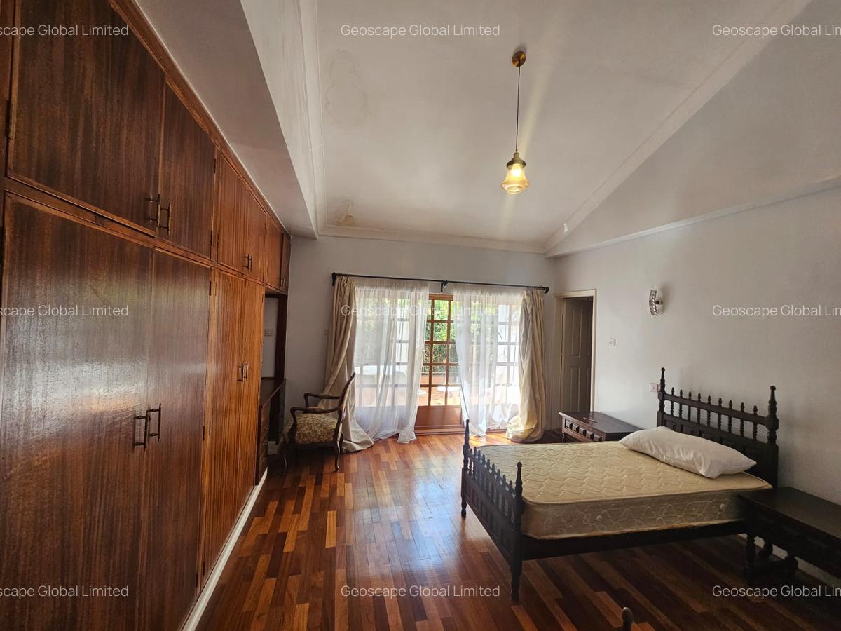 4 Bed House with En Suite in Karen - 3