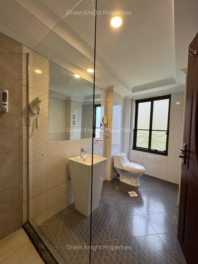 Serviced 2 Bed Apartment with En Suite in Ngong Road - 10