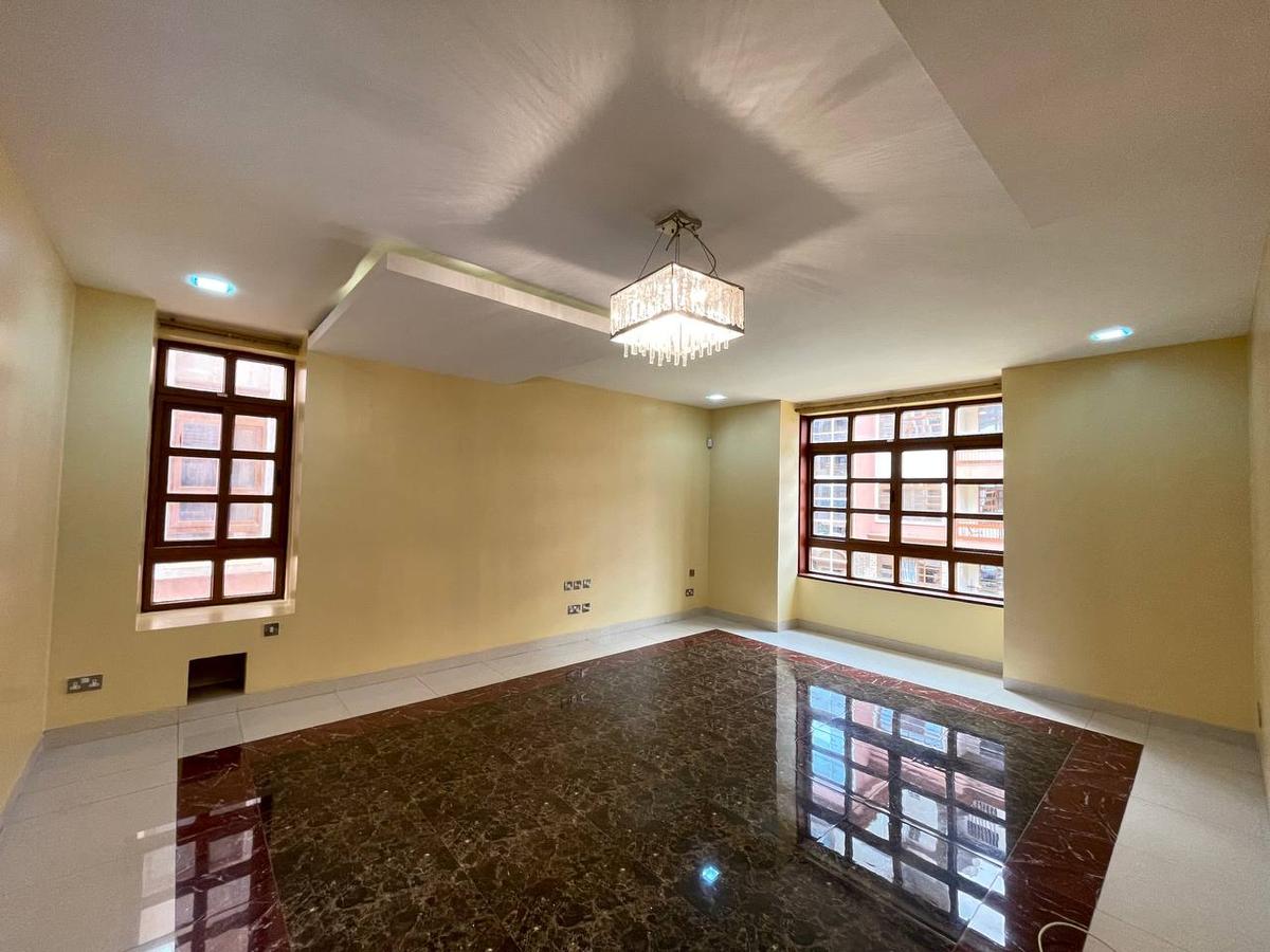 4 Bed Apartment with En Suite in Lavington - 9