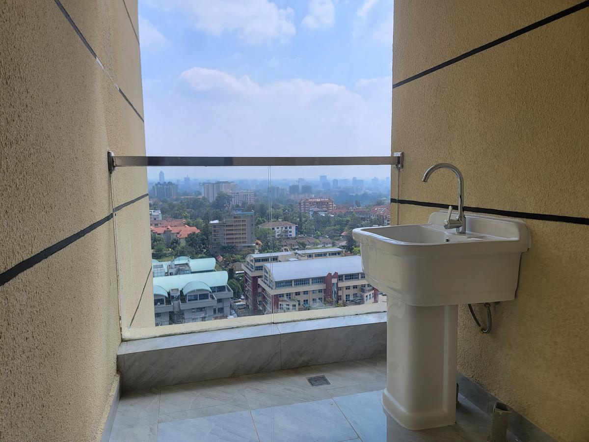 2 Bed Apartment with En Suite in Kilimani - 11