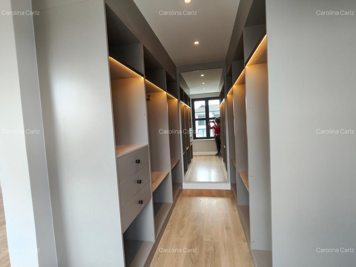 4 Bed Townhouse with En Suite at Runda - 17