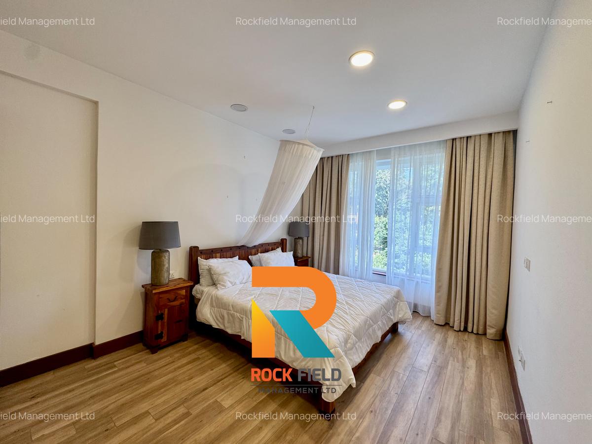 Furnished 2 Bed Apartment with En Suite in Parklands - 10