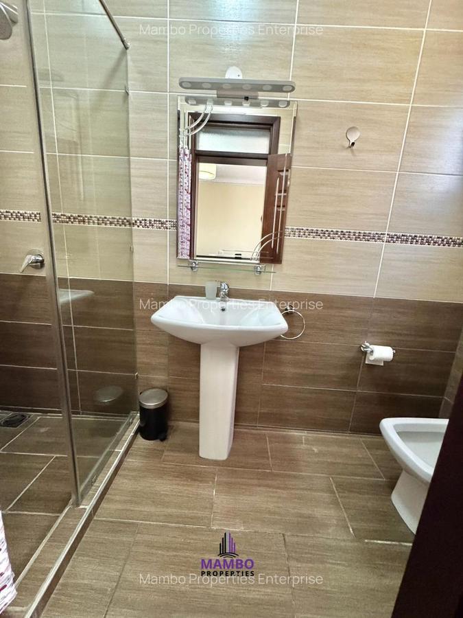 Furnished 3 Bed Apartment with En Suite at Brookside Drive - 20