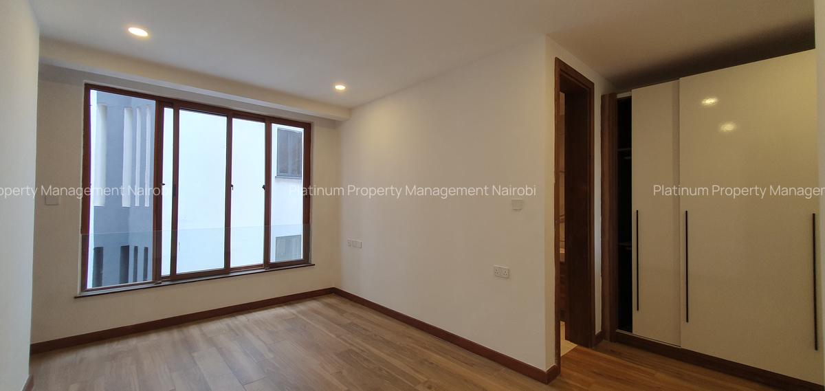 2 Bed Apartment with En Suite in Spring Valley - 13