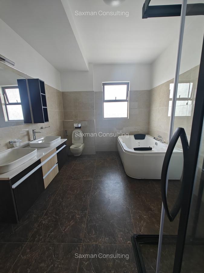 3 Bed Apartment with En Suite in General Mathenge - 11