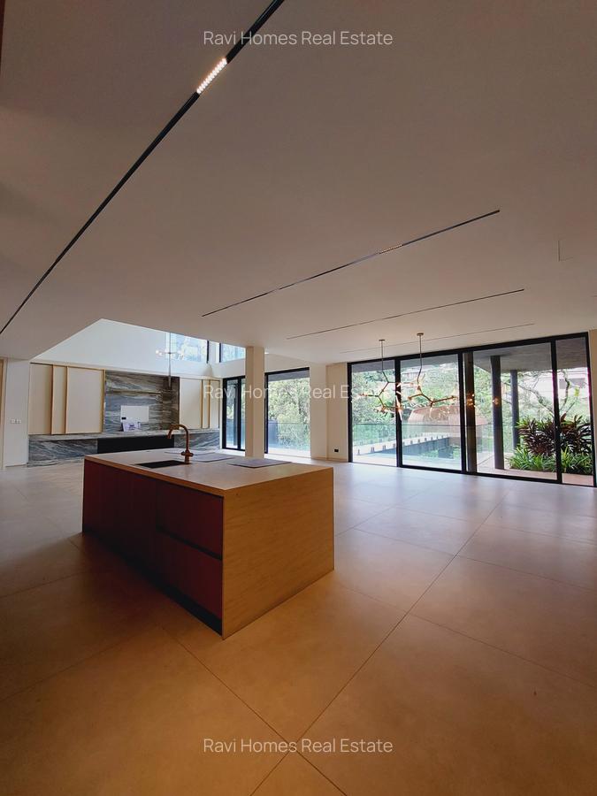 5 Bed Apartment with En Suite in Westlands Area - 7