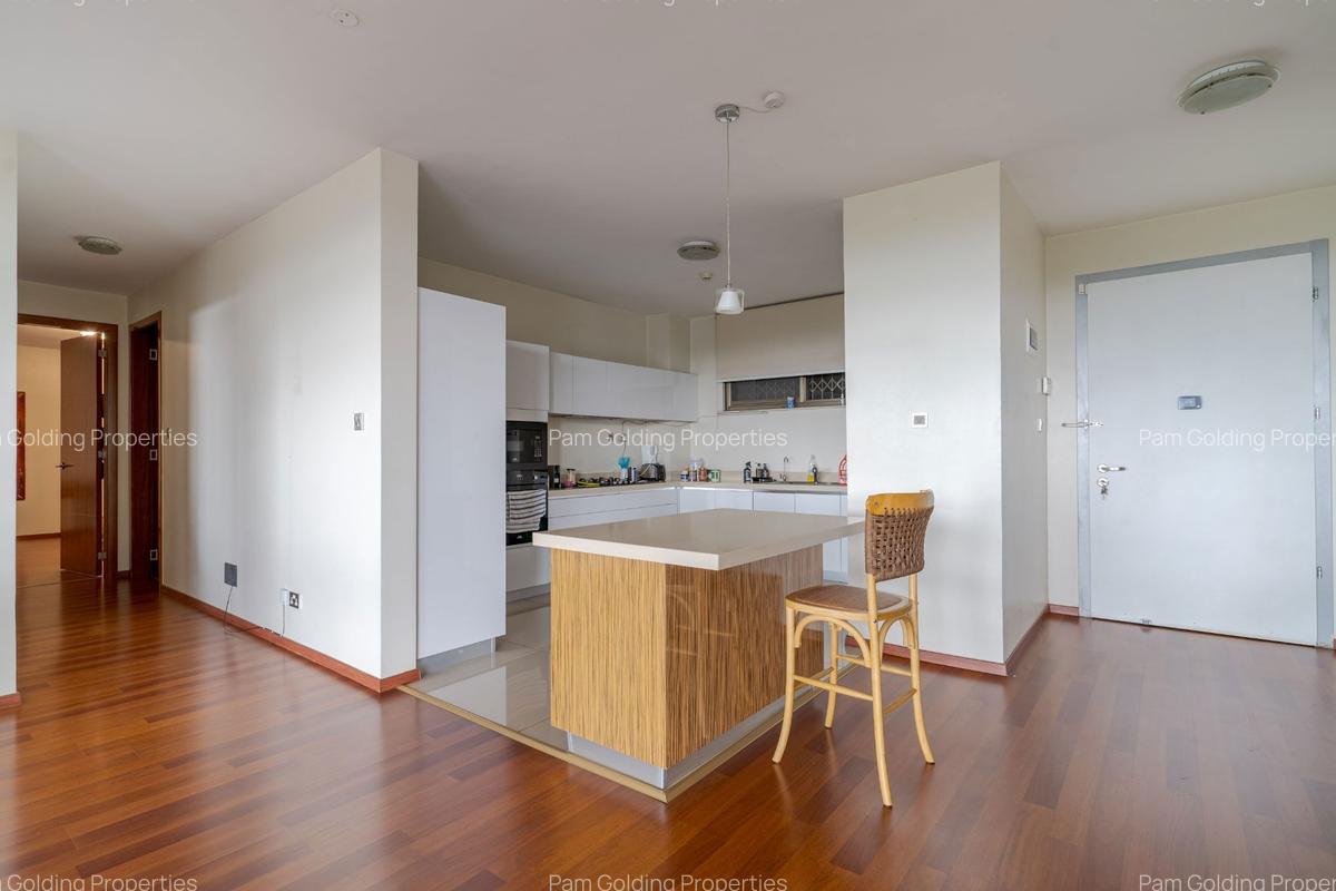 3 Bed Apartment with En Suite at 6Th Parklands Avenue - 4