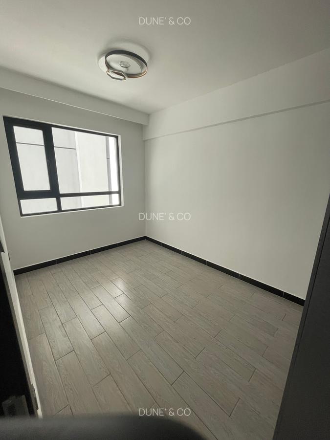 2 Bed Apartment with En Suite in Lavington - 14