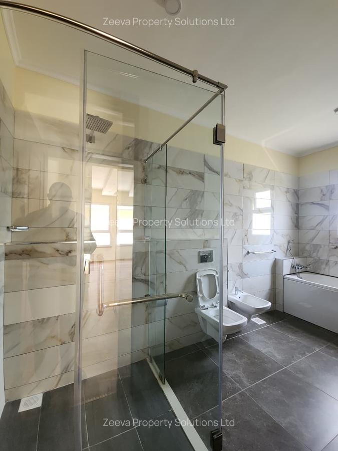 4 Bed House with En Suite in Kiambu Road - 17