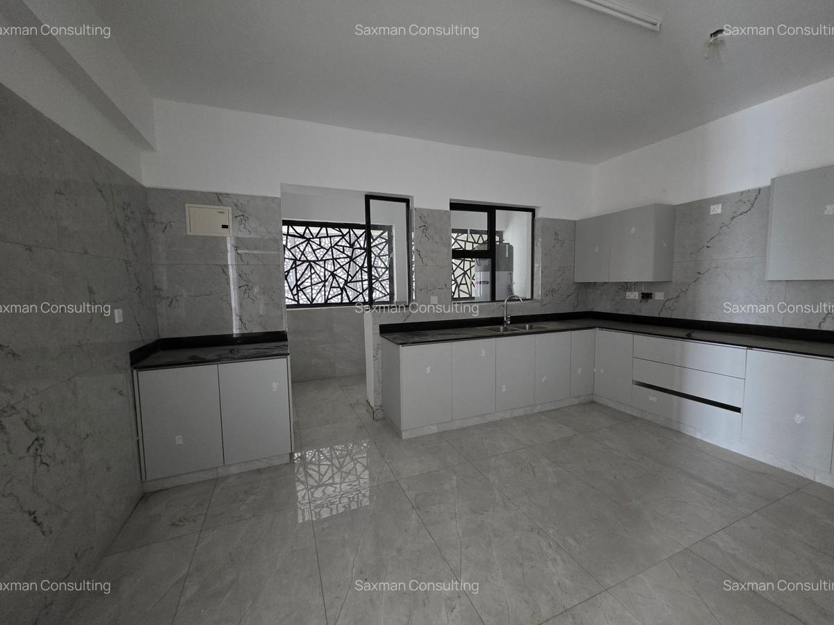 3 Bed Apartment with En Suite in General Mathenge - 3