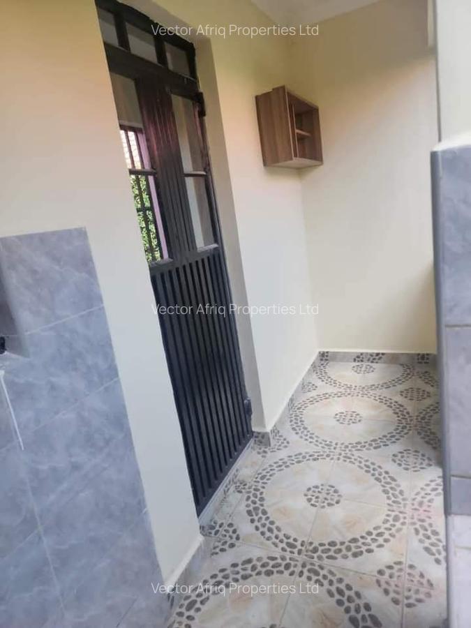 3 Bed House with En Suite at Acacia - 4