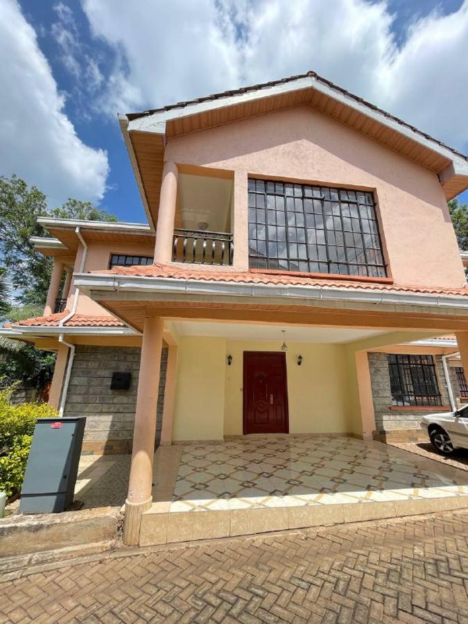 5 Bed Townhouse with En Suite in Lavington - 1