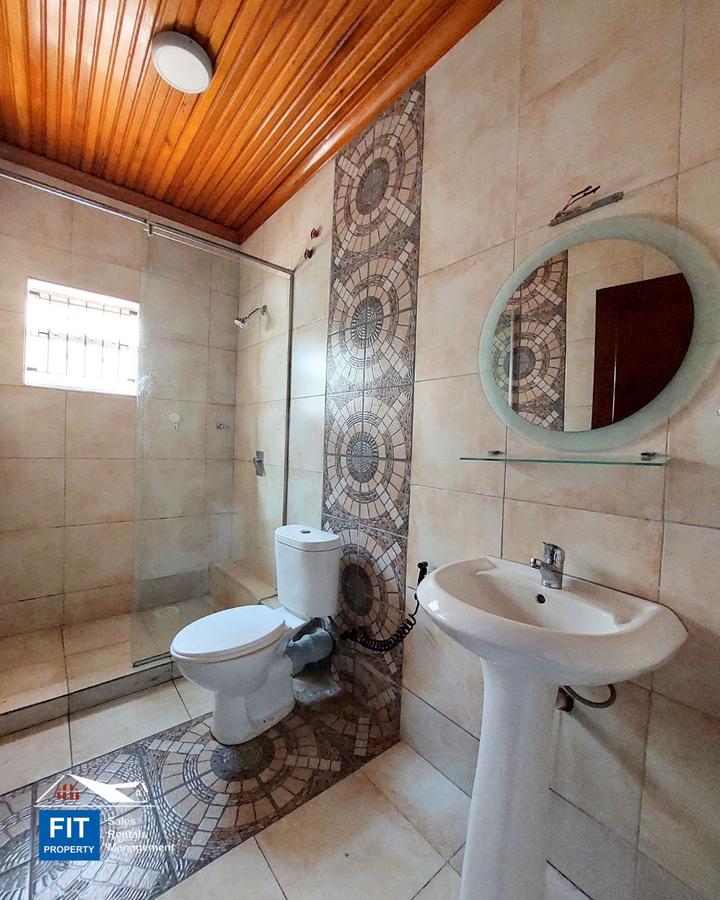 4 Bed Townhouse with En Suite in Westlands Area - 20