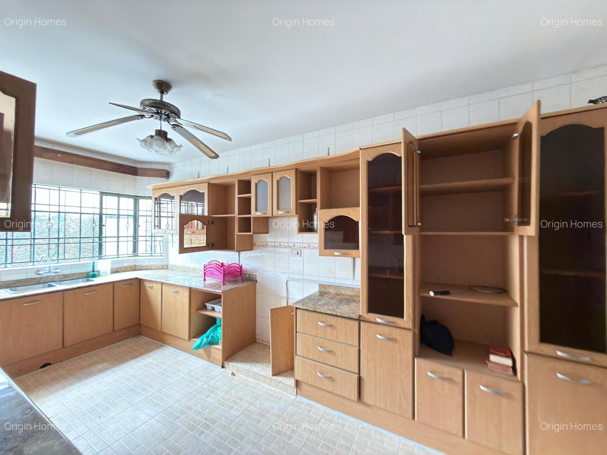 4 Bed Townhouse with En Suite at Kileleshwa - 10