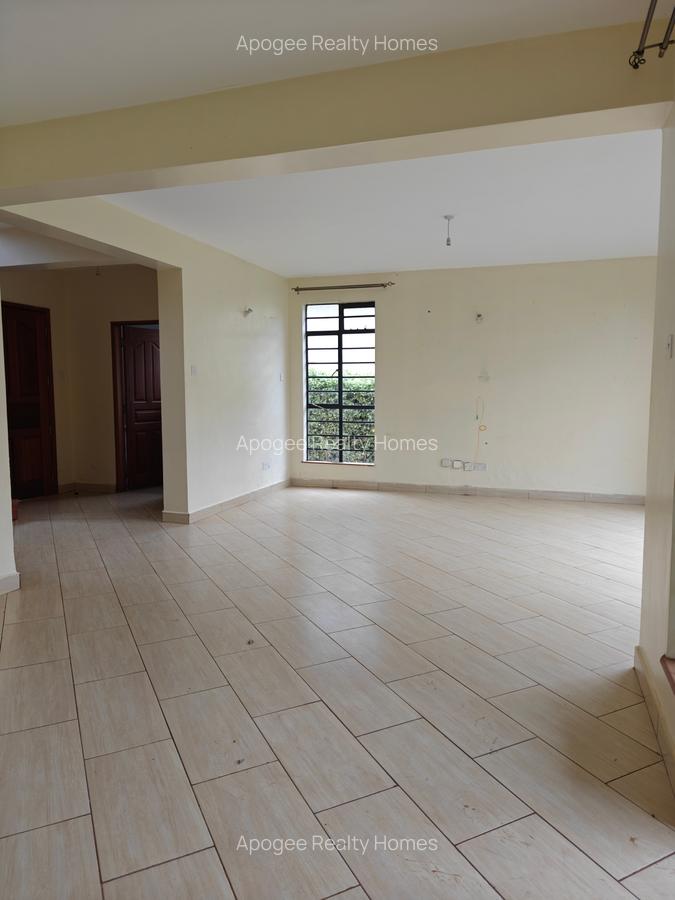 3 Bed House with En Suite at Eden Ville - 2