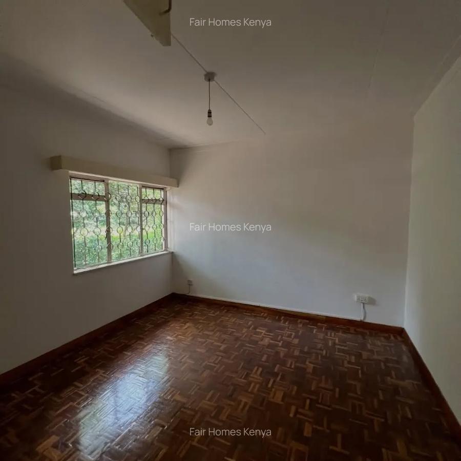 4 Bed Townhouse with En Suite at James Gichuru - 8